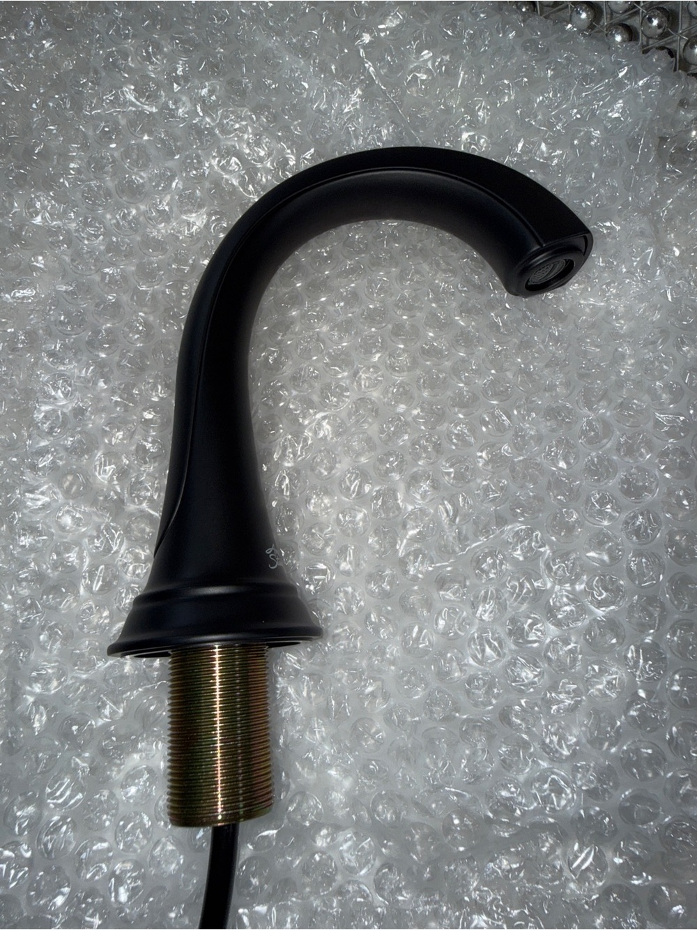 Matte Black Curved Bathroom Faucet for 8” spread